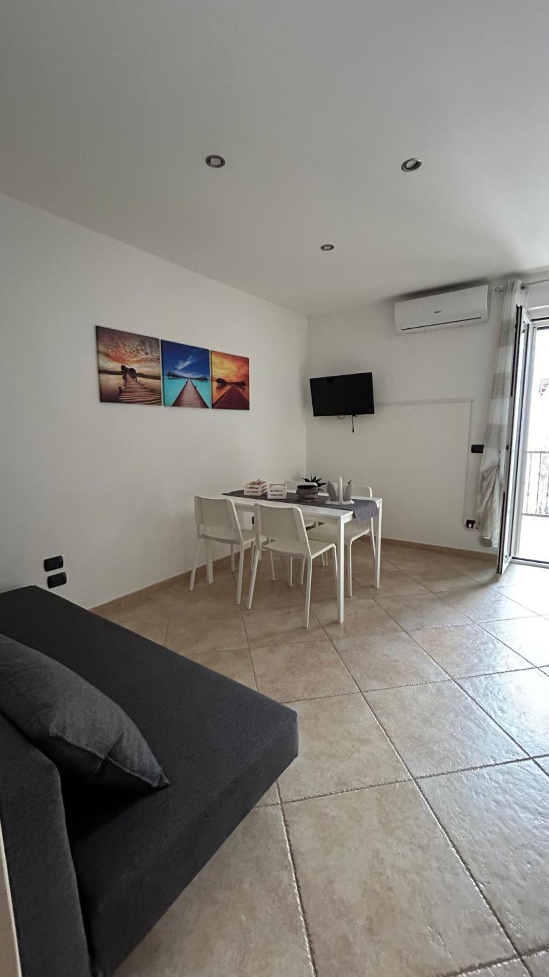 Elly'S House Villa Bari Luaran gambar
